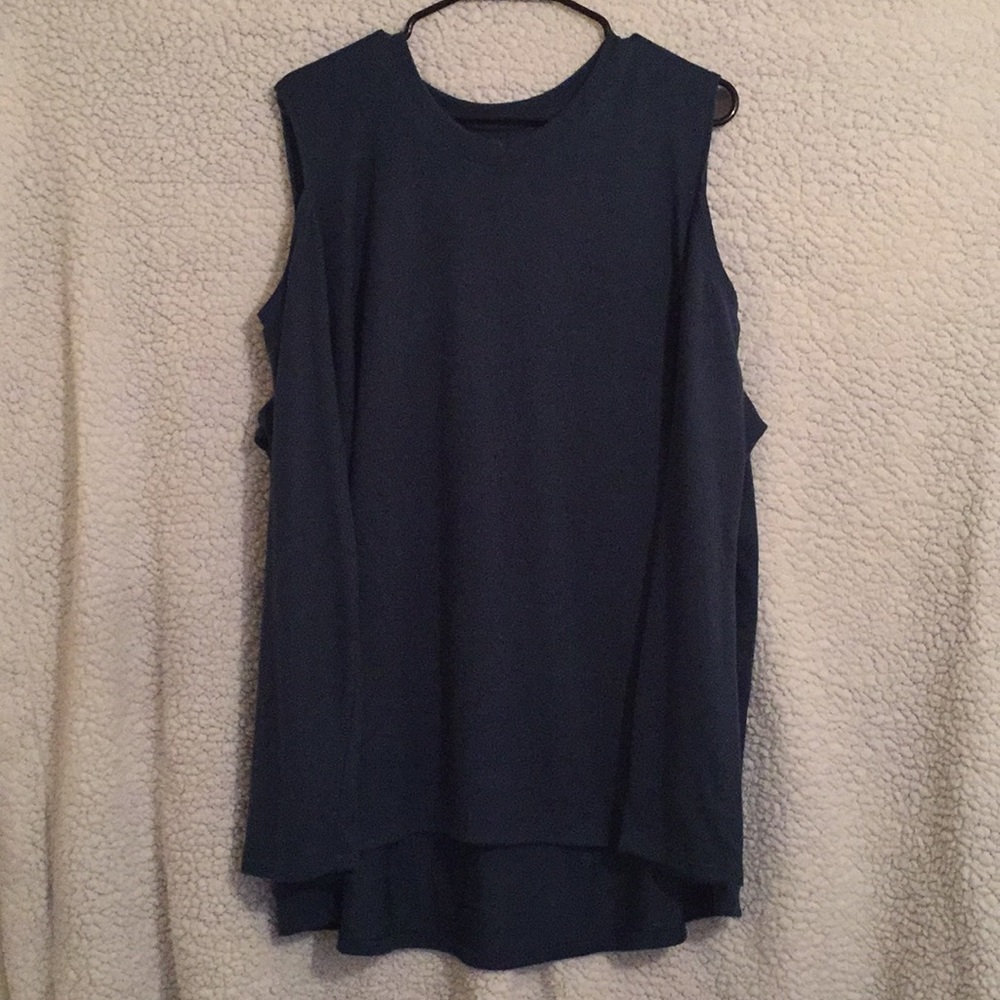 Cold Shoulder long sleeve shirt